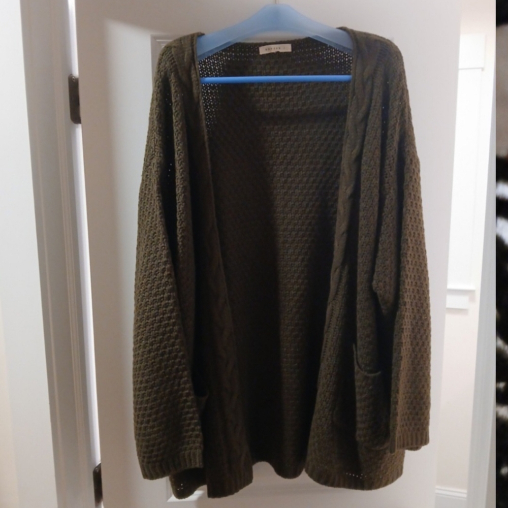 REBORN J Caroline Sweater in Olive with pockets!!